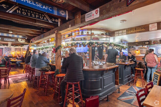 Head down to Quips Pub for a cold brew.