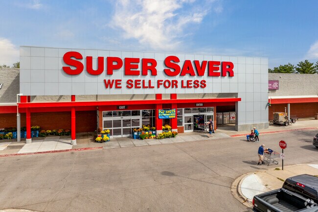 Super Saver in Colonial Hills has your shopping needs covered.