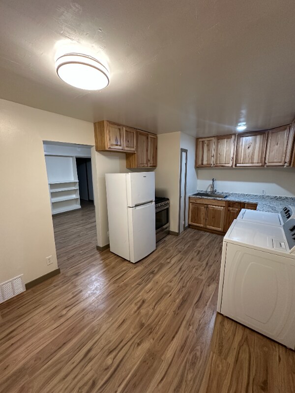 221 W Park Ave unit 2, Anaconda, MT 59711 - photo 6