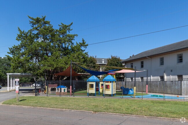 Cinco Baptist School
