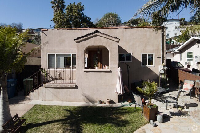 Spanish style bungalows are amongst one of the more popular style of homes in East Los Angeles.