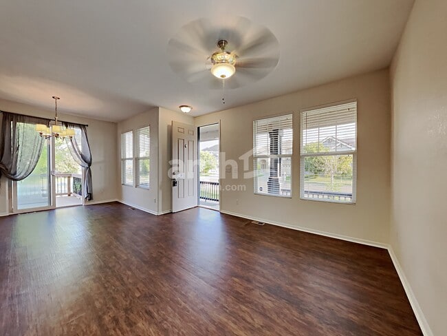 23623 E Mississippi Cir, Aurora, CO 80018 - photo 7