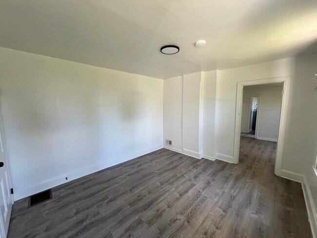 2921 W 6th St unit A, Chester, PA 19013 - photo 7