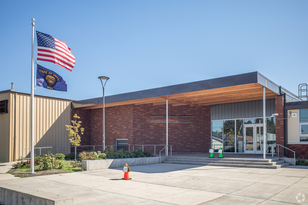 Auburn Elementary is a Public School Serving East Lancaster in Salem, OR.