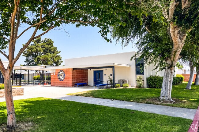Wagner Elementary School welcomes Placentia students.