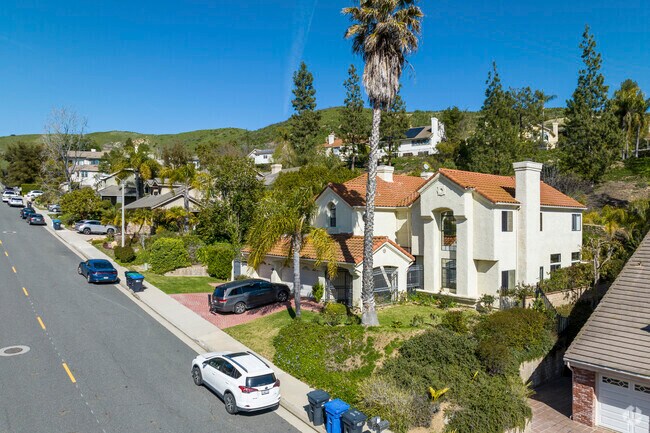 Agoura Hills homes are nestled into the Santa Monica Mountains with great views.