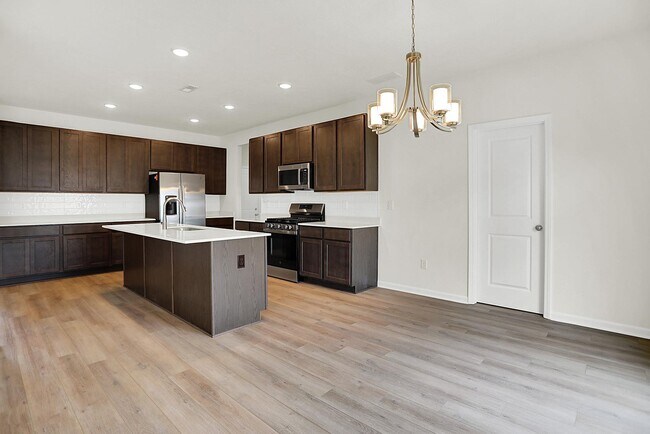 2724 Glade Ave, Plainfield, IN 46168 - photo 5