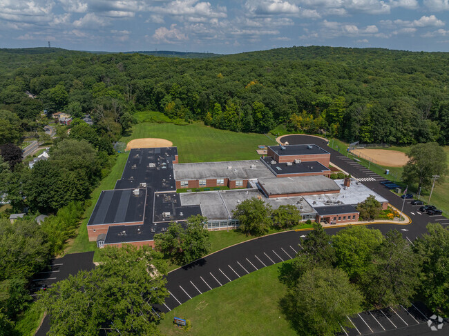 Arthur Stanlick Elementary School has 301 students.