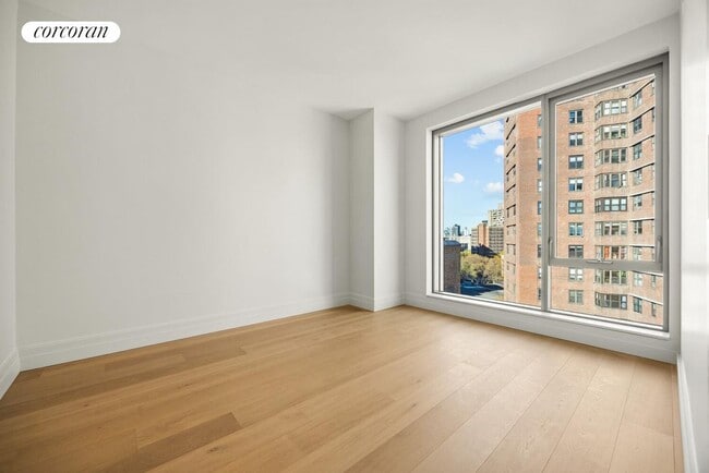 222 LES Tower + Lofts, New York, NY 10002 - photo 3