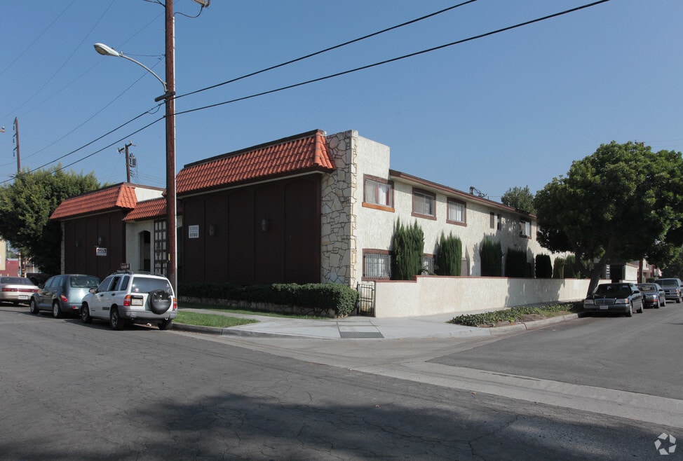 Sunshine Apartments, Downey, CA 90240 - photo 1