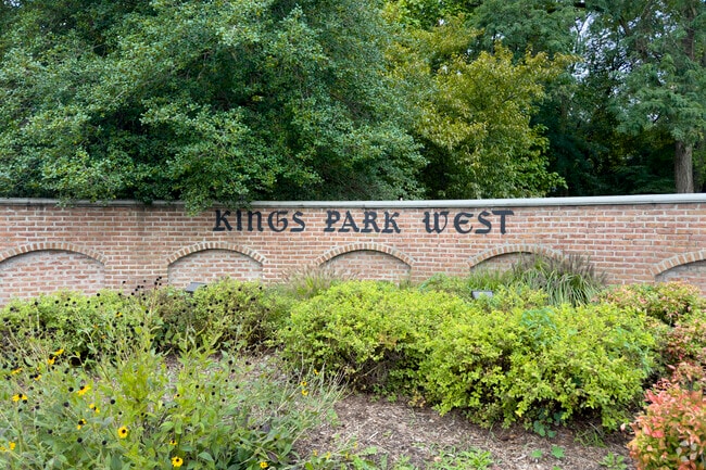 Welcome to the Kings Park West neighborhood.