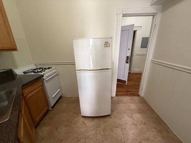 25 Walbridge St unit 4, Allston, MA 02134 - photo 3