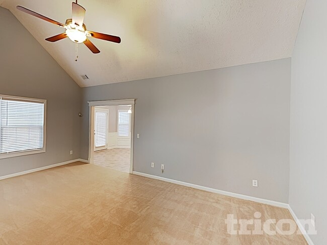 150 Shadowbrook Dr, Covington, GA 30016 - photo 4