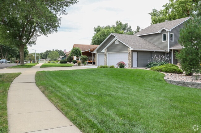 Oak View features winding sidewalks for easy walks and neighborhood strolls.