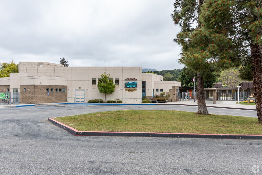Cypress Elementary School is a great option for students in Dos Vientos Ranch, Newbury Park, CA.