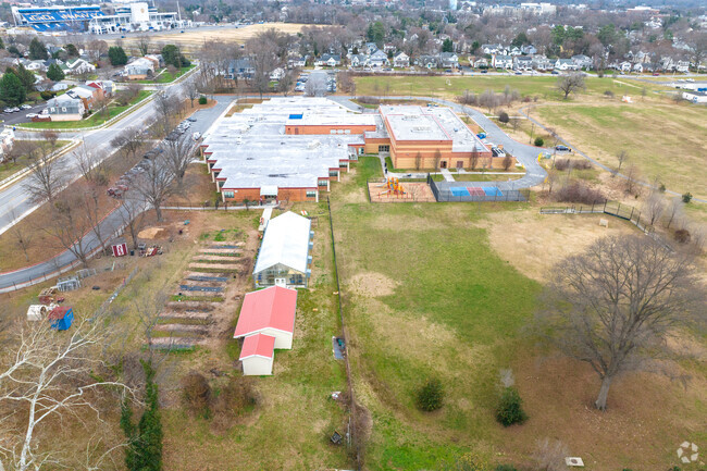 Phoenix Academy in Annapolis shapes the leaders of tomorrow.