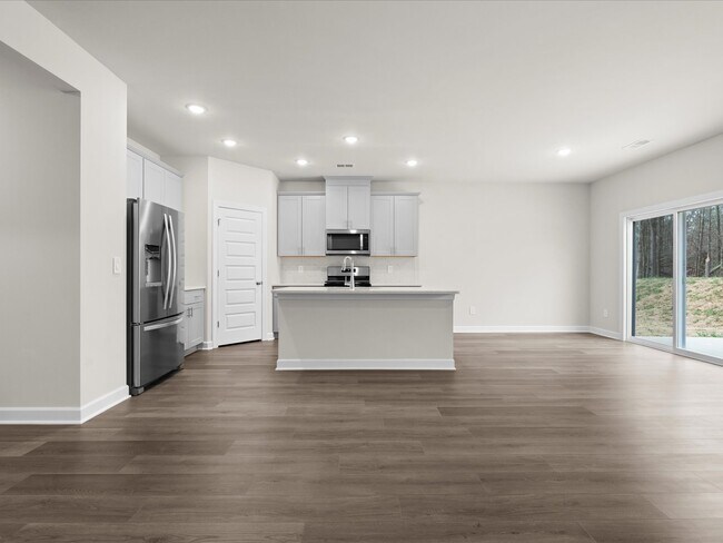 765 Treeline Rd, Moore, SC 29369 - photo 5