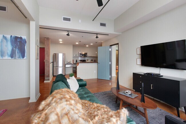 1039 Constance St unit ID1265376P, New Orleans, LA 70130 - photo 4