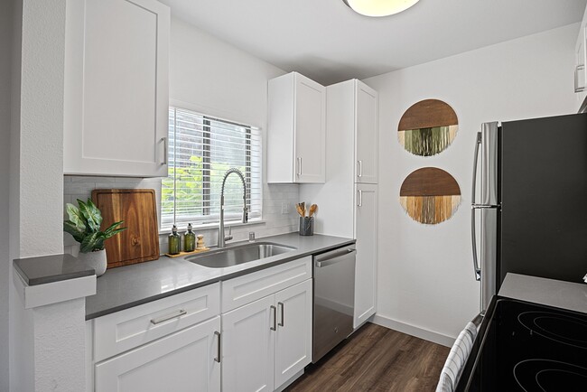 Updated Kitchen Spaces at The Lakes in Bellevue, WA 98007