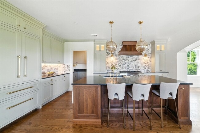 152 Winchester St unit 197, Brookline, MA 02446 - photo 2