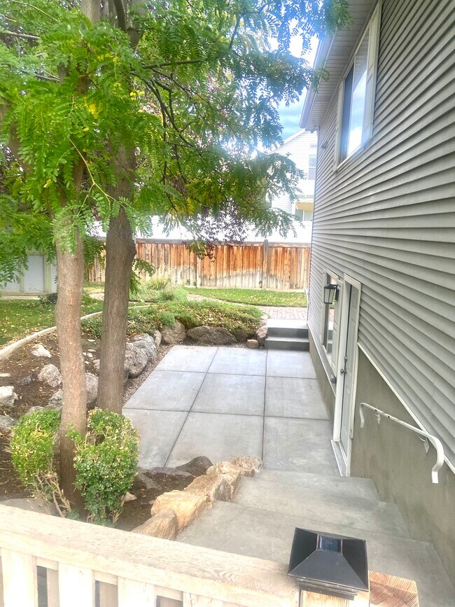 5341 S Trunk Bay Cir, Salt Lake City, UT 84107 - photo 2