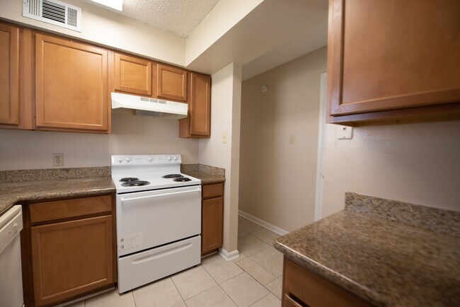 14355 S Harrells Ferry Rd unit 222, Baton Rouge, LA 70816 - photo 5