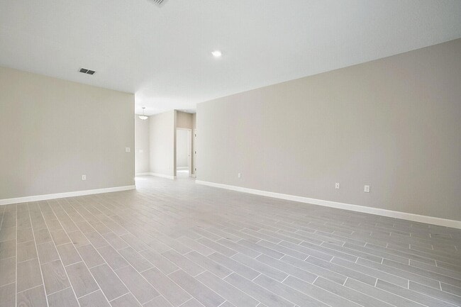 Bright Open Floor Plan
