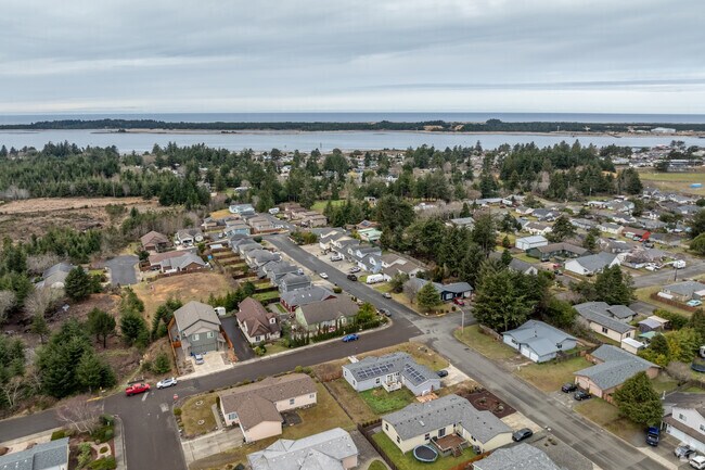 A number of vacation homes sit on the west side of Coos Bay along the Pacific Ocean.