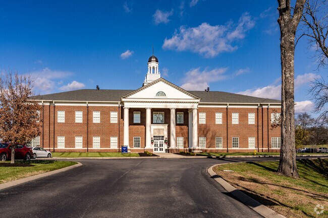Welch College was founded in 1942 and is located Gallatin.