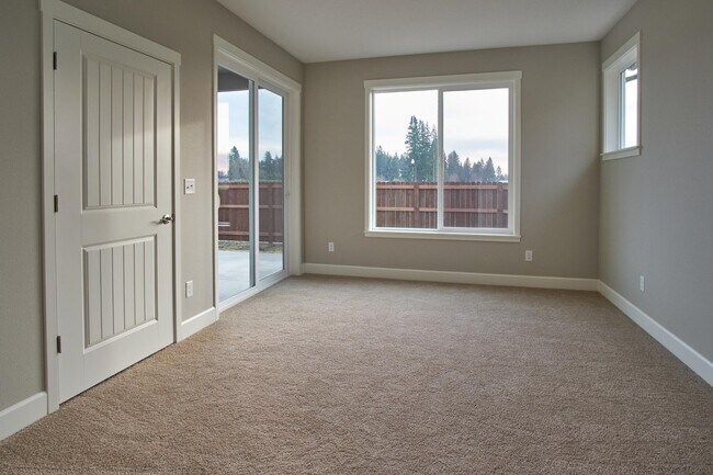 1158 N Paradise Ave unit 36466527, Ridgefield, WA 98642 - photo 3