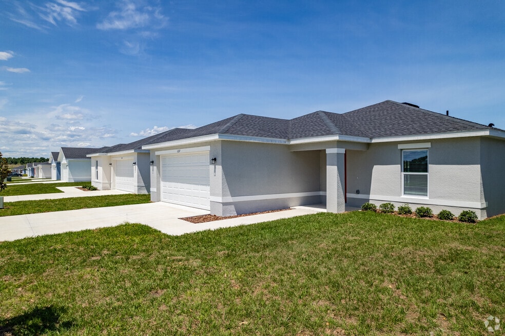 The Groves at Lake Ella, Lady Lake, FL 32159 - photo 1