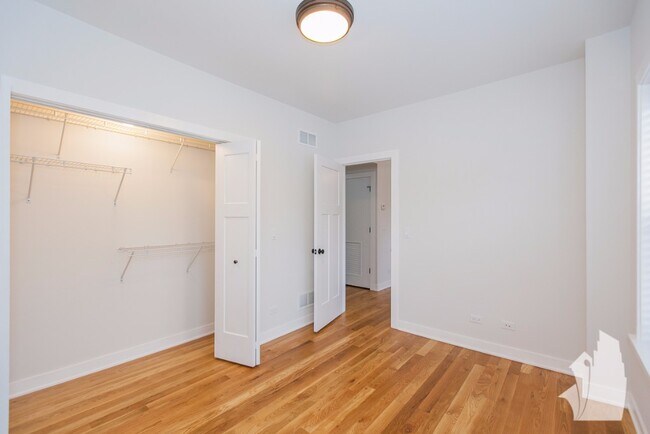 2203 W Eastwood Ave unit STU, Chicago, IL 60625 - photo 7