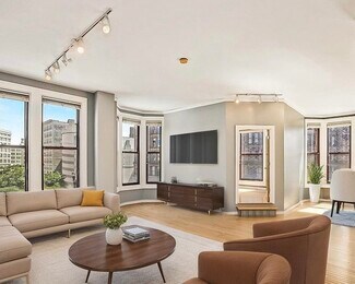 108 W Wells St Unit 4D, Milwaukee, WI 53203