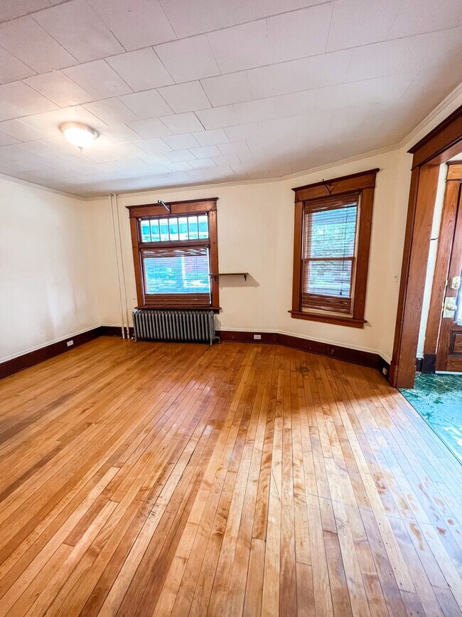 208 King St unit 208 King St, Burlington, VT 05401 - photo 3