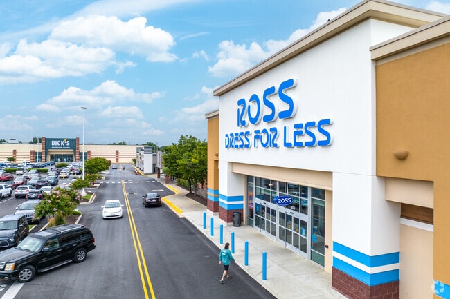 Ross has great clothing options in Ferndale.