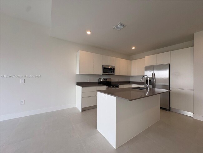 34530 SW 190th Ave, Homestead, FL 33034 - photo 7