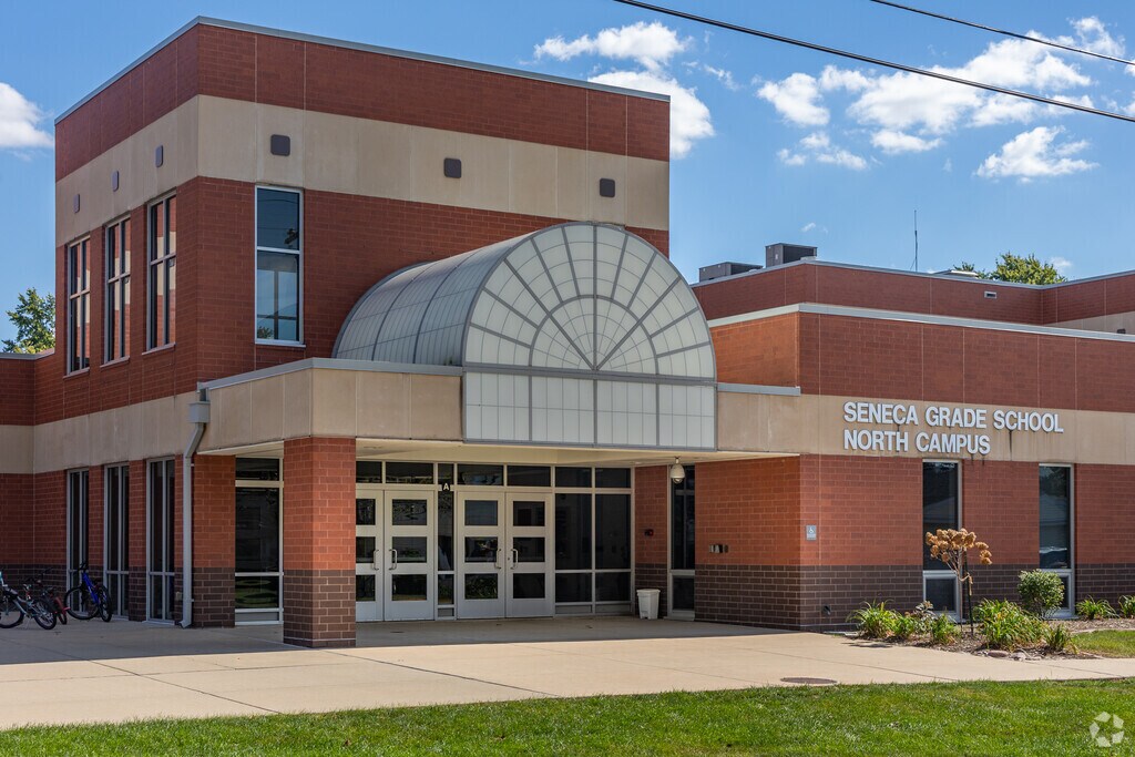 Seneca Grade School's North Campus scores an A- for academics on Niche.