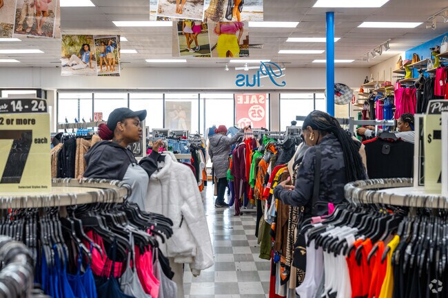 Erdman Shopping Center has Rainbow Shops which is a great place for new clothes in Four By Four.
