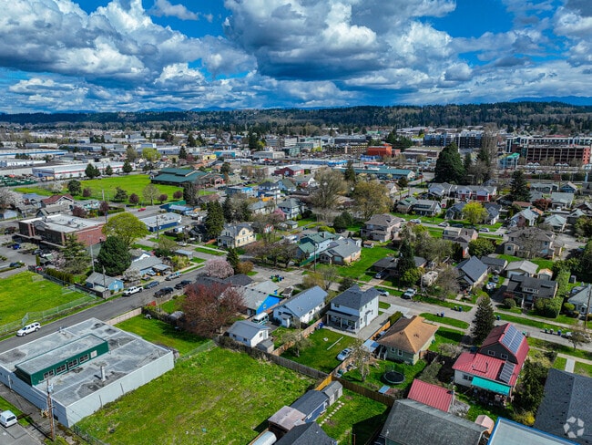 Downtown Auburn mixes urban life with a small city vibe.