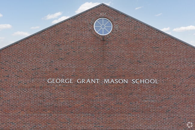 George Grant Mason Elementary School serves students in grades PK, K-5.