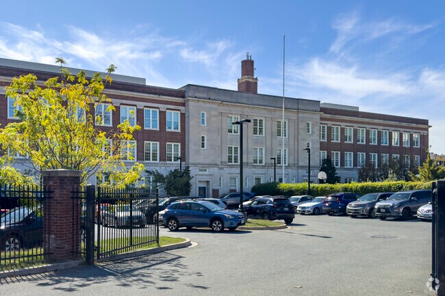 Hardy Middle School in Georgetown prepares students for academic and personal success.