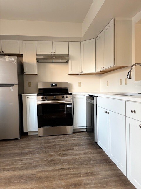 8004 Chelsea Cove N, Hopewell Junction, NY 12533 - photo 2