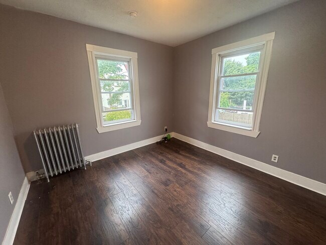196 Sherman St unit 2, Cambridge, MA 02140 - photo 4