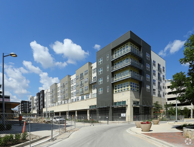 The Standard at Domain, Austin, TX 78758 - photo 2