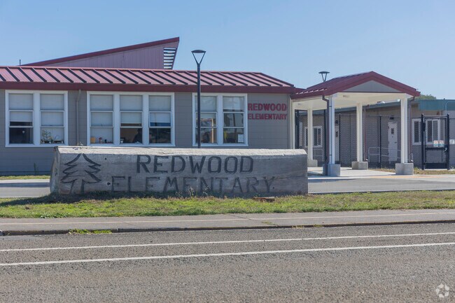 Redwood Elementary School