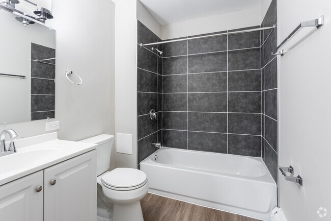 Westbridge Apartments, Park Forest, IL 60466 - photo 6