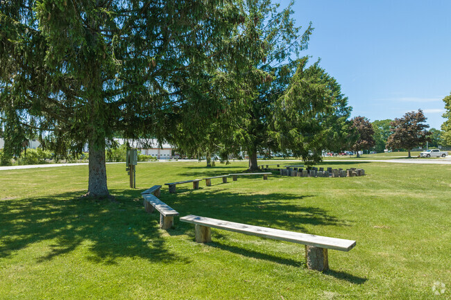 The Great Falls Elementary School has an outdoor seating area for classes to be held outdoors.