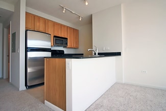 620 W Kinzie St, Chicago, IL 60654