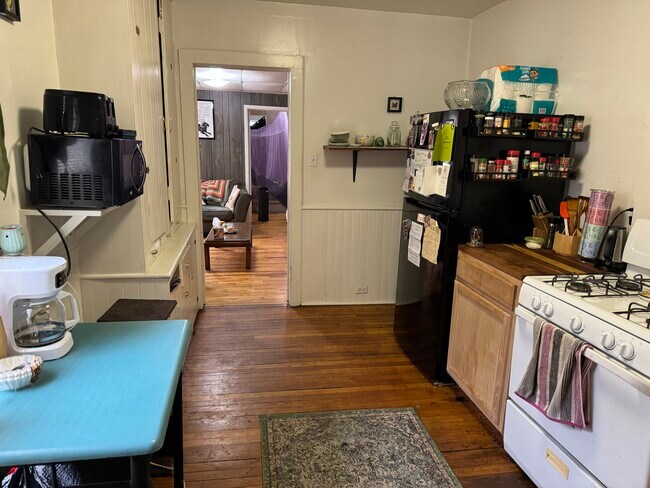 69 Saint John Ave unit 2R, Binghamton, NY 13905 - photo 5