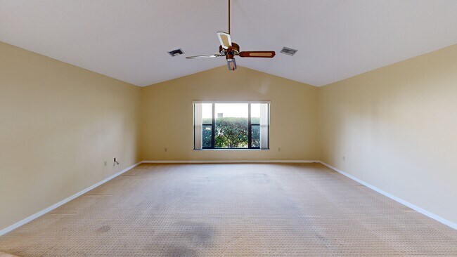 4836 79th Avenue Plaza E, Sarasota, FL 34243 - photo 3
